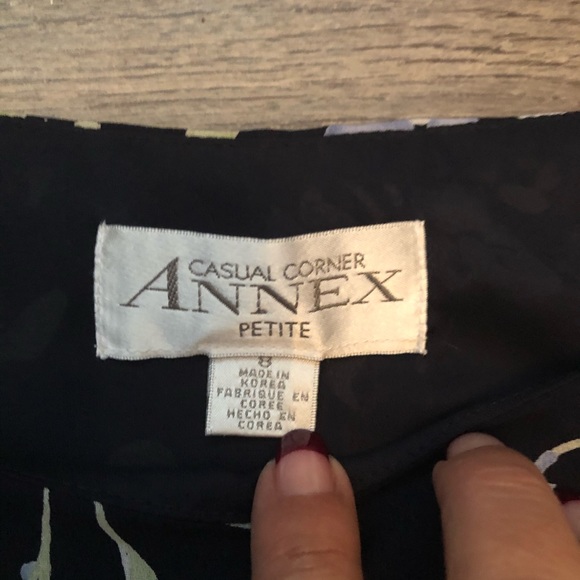 Blouse - Picture 3 of 3